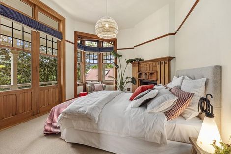 Photo of property in 11 Trelissick Crescent, Ngaio, Wellington, 6035