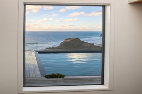 Photo of property in 81 Piha Road, Piha, New Lynn, 0772