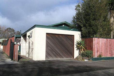 Photo of property in 72 Stanley Avenue, Palmerston North, 4414