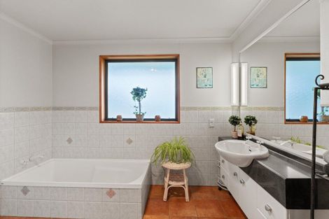 Photo of property in 154 Myross Road, Myross Bush, Invercargill, 9876