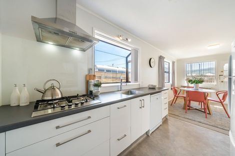 Photo of property in 16 King Street, Petone, Lower Hutt, 5012