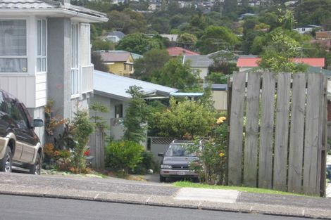 Photo of property in 1/118 Archers Road, Glenfield, Auckland, 0629