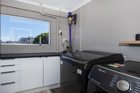 Photo of property in 8 Moa Place, Onerahi, Whangarei, 0110