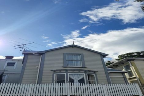 Photo of property in 35 Austin Street, Mount Victoria, Wellington, 6011