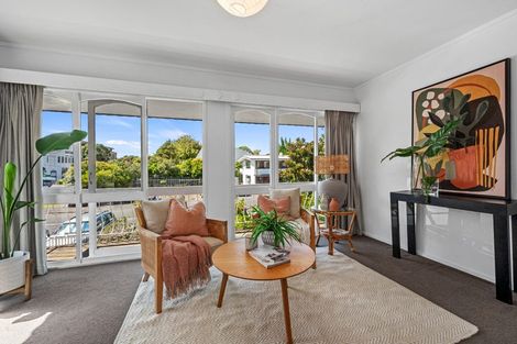 Photo of property in 6/1 Glen Road, Browns Bay, Auckland, 0630