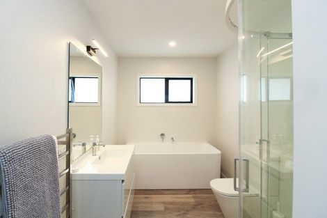 Photo of property in 1b Moore Street, Trentham, Upper Hutt, 5018