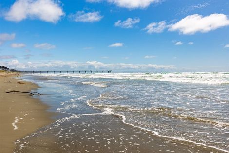 Photo of property in 9/272 Marine Parade, New Brighton, Christchurch, 8061