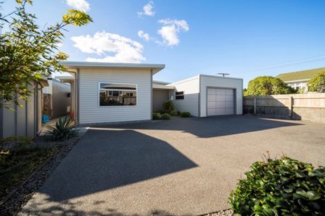 Photo of property in 1/297 Carrington Street, Vogeltown, New Plymouth, 4310