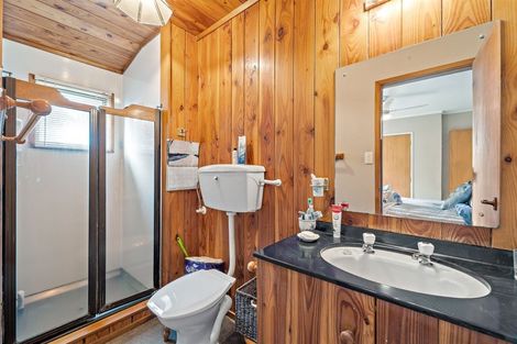 Photo of property in 1/685 East Coast Road, Browns Bay, Auckland, 0630