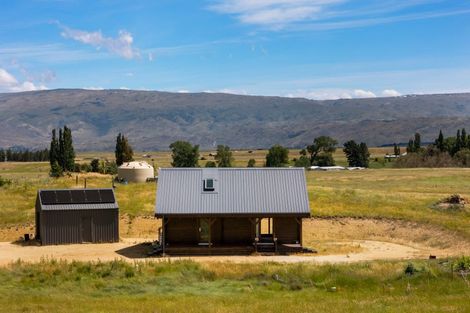 Photo of property in 38 Scrubby Gully Road, Waikerikeri, Alexandra, 9393