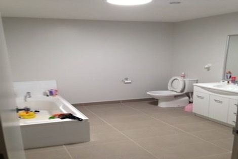 Photo of property in 110 Popokatea Drive, Takanini, 2112