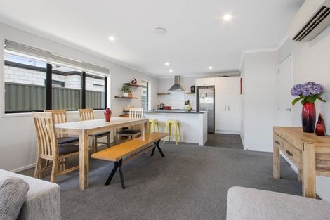 Photo of property in 5 Moss Lane, Omokoroa, 3114