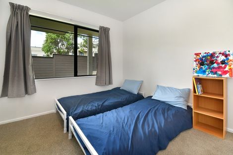 Photo of property in 1/62 Fernhill Way, Oteha, Auckland, 0632