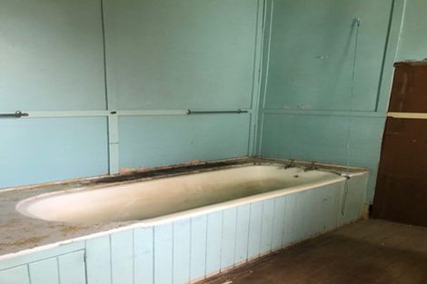 Photo of property in 64 Turner Street, Edendale, 9825