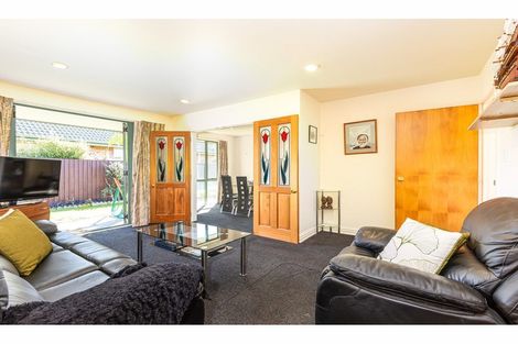 Photo of property in 5 Tulip Lane, Spreydon, Christchurch, 8024
