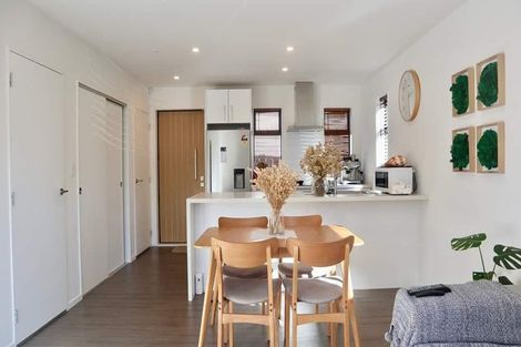 Photo of property in 4337a Great North Road, Glendene, Auckland, 0602