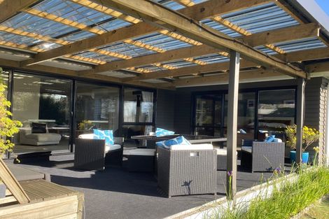 Photo of property in 9 Cooper Avenue, Holdens Bay, Rotorua, 3010