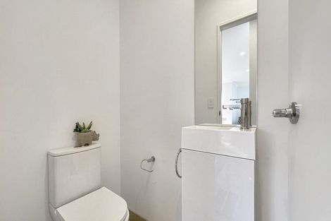 Photo of property in 20 Kilcadden Drive, Flat Bush, Auckland, 2019