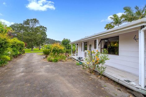 Photo of property in 8 Parkland Place, Whitianga, 3510