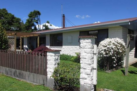 Photo of property in 16 Andersen Street, Reefton, 7830