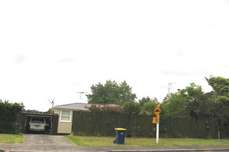Photo of property in 85 Lauderdale Road, Birkdale, Auckland, 0626