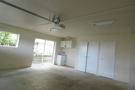 Photo of property in 1/100 Simmental Crescent, Somerville, Auckland, 2014