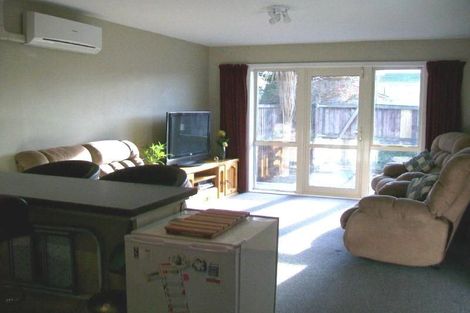 Photo of property in 2/20 Peer Street, Upper Riccarton, Christchurch, 8041