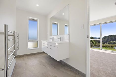 Photo of property in 409 Old North Road, Kumeu, 0892