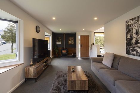 Photo of property in 19 Alta Place, Frankton, Queenstown, 9300