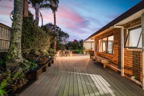 Photo of property in 36 Rhinevale Close, Henderson, Auckland, 0612