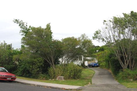 Photo of property in 25 Lyford Crescent, Sunnynook, Auckland, 0620