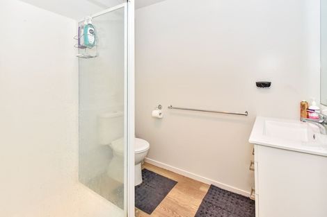 Photo of property in 22 Taiaapure Street, Weymouth, Auckland, 2103