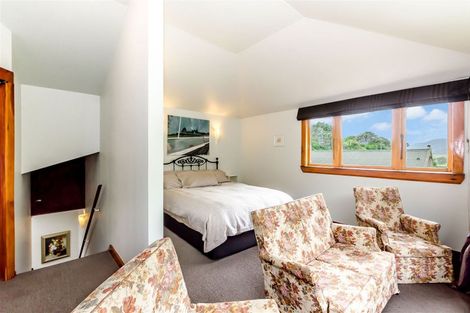 Photo of property in 72 Tilley Road, Paekakariki, 5034