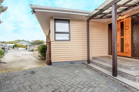 Photo of property in 49 Walton Road, Paraparaumu Beach, Paraparaumu, 5032