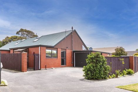 Photo of property in 1/10 Parr Place, Ilam, Christchurch, 8041