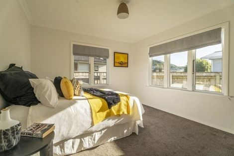 Photo of property in 7c Mclellan Street, Tawa, Wellington, 5028