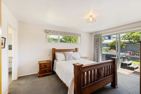 Photo of property in 10 Apollo Place, Papanui, Christchurch, 8052
