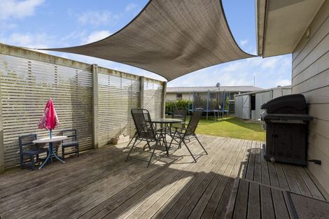 Photo of property in 19 Mcleavey Drive, Kelvin Grove, Palmerston North, 4414