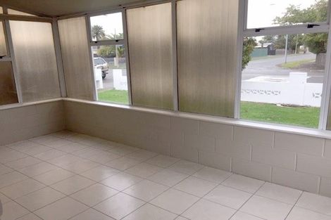 Photo of property in 9 Garvins Road, Hornby, Christchurch, 8042