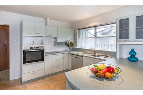 Photo of property in 9 Leacroft Street, Bishopdale, Christchurch, 8053