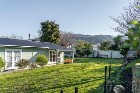 Photo of property in 45f Brandon Street, Featherston, 5710