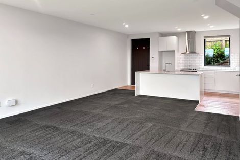 Photo of property in 62 Spenmoor Street, Newlands, Wellington, 6037