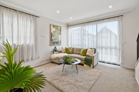 Photo of property in 60 Matairangi Avenue, Totara Heights, Auckland, 2105