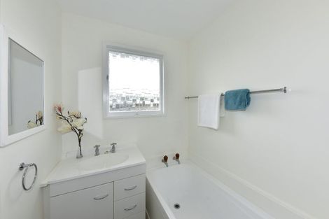 Photo of property in 2/69 Shortland Street, Wainoni, Christchurch, 8061