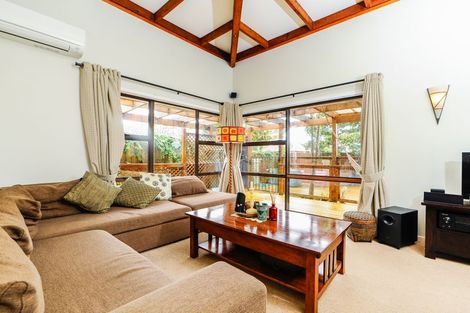 Photo of property in 1/31 Tane Street, New Lynn, Auckland, 0600