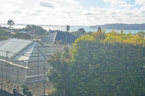 Photo of property in 4/29 Sentinel Road, Herne Bay, Auckland, 1011