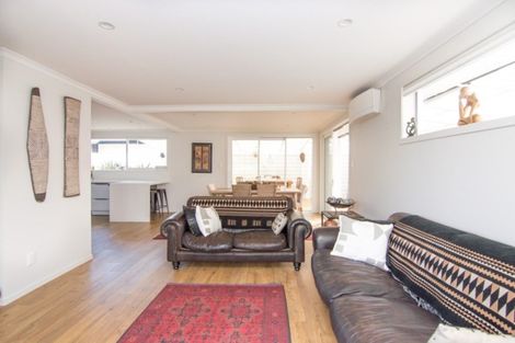 Photo of property in 4 Redwood Grove, Hokowhitu, Palmerston North, 4410