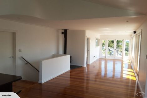 Photo of property in 2/128 Aberdeen Road, Campbells Bay, Auckland, 0620