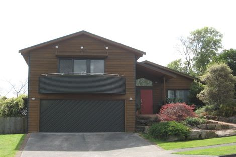 Photo of property in 19 Aquarius Drive, Kawaha Point, Rotorua, 3010