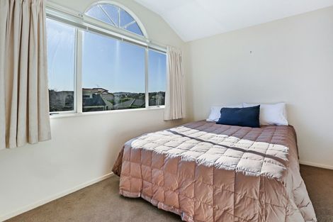 Photo of property in 43 Navigation Drive, Whitby, Porirua, 5024